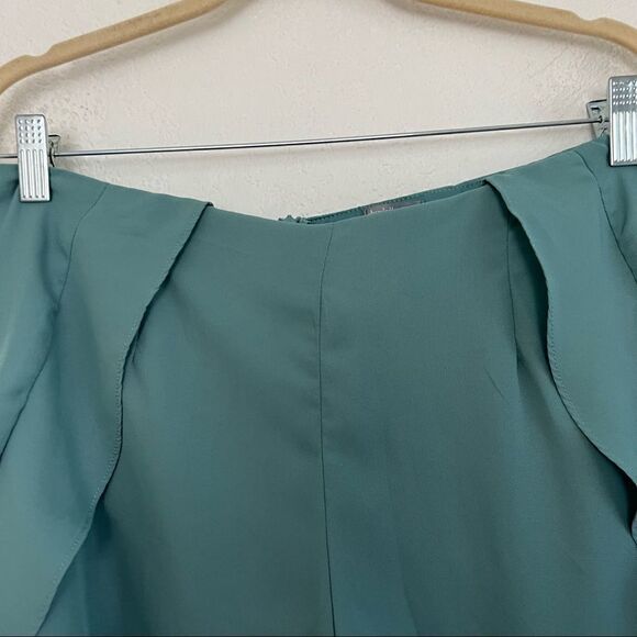 Charlotte Russe High Rise 3 Inch Ruffle Teal Blue Shorts Junior’s Size Large - Picture 3 of 12